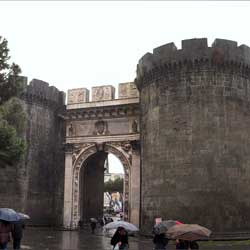 porta-capuana-783.jpg