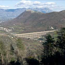 Aqueduc Carolino - Vallée de Maddaloni