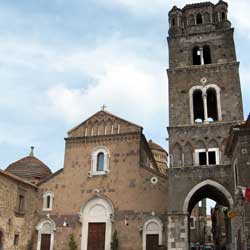 Casertavecchia - Façade de la cathédrale