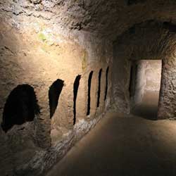 Catacombes de San Gaudioso - Scolatoi