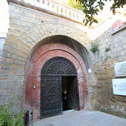 Catacombes de San Gennaro - Accès
