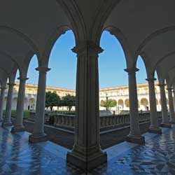 Certosa San Martino - Cloître