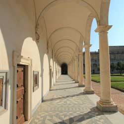 Certosa San Martino - Cloître