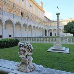 Certosa San Martino - Cloître