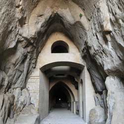 Crypta neapolitana - Entrée