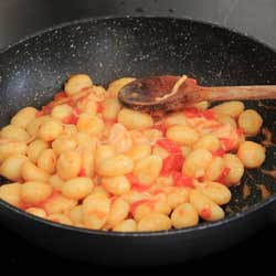 Gnocchi alla Sorrentina - Revenir