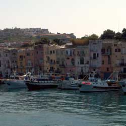 Procida - arrivée port