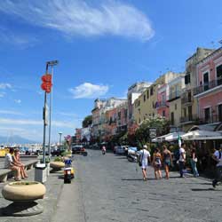 Procida - quai du port