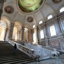 Reggia di Caserta - Milieu Escalier d'Honneur