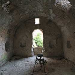 Tombe de Virgile - Intérieur