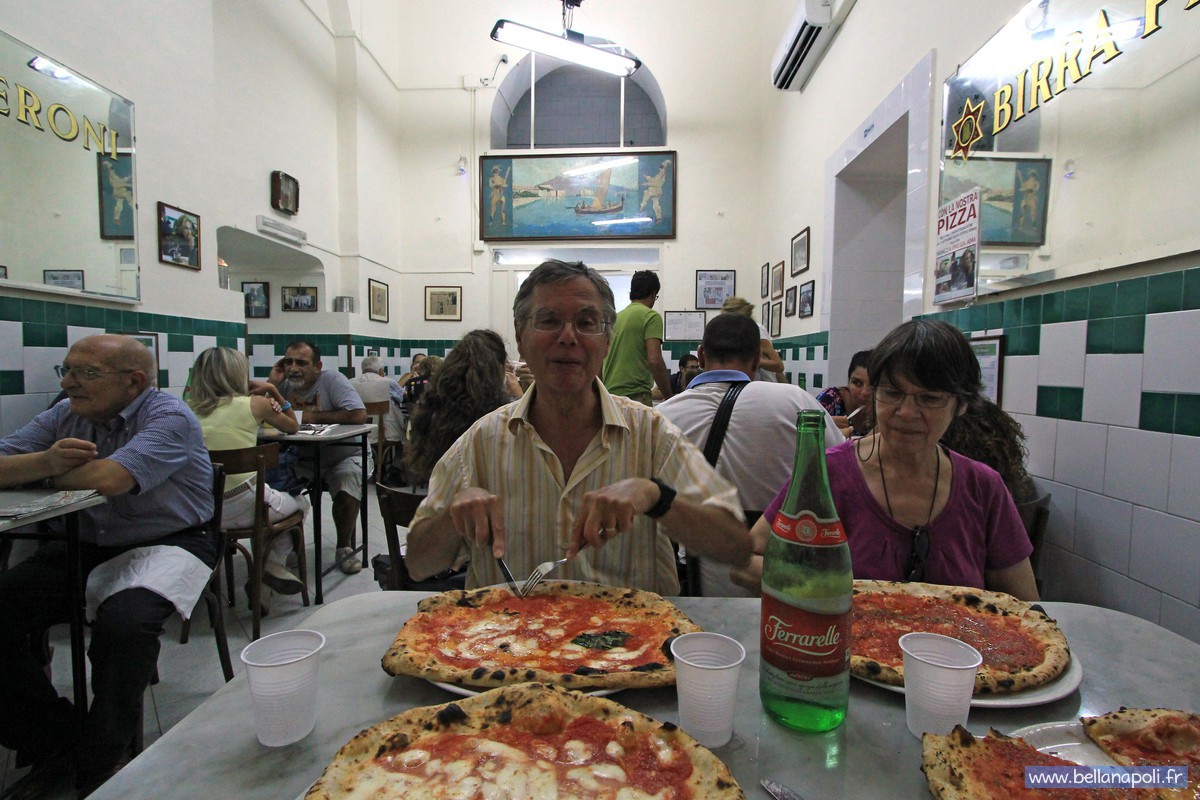 L&#039;antica pizzeria Da Michele | Bella Napoli - Visite, tourisme, séjour